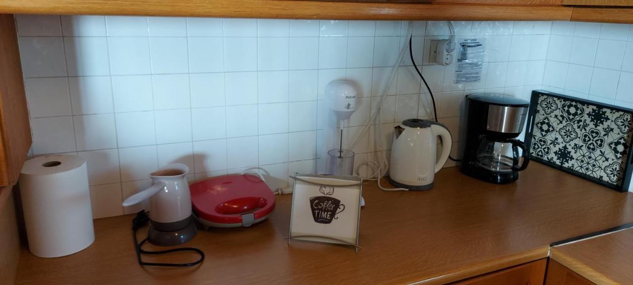 Elena'S Family House Apartman Ártemida Kültér fotó