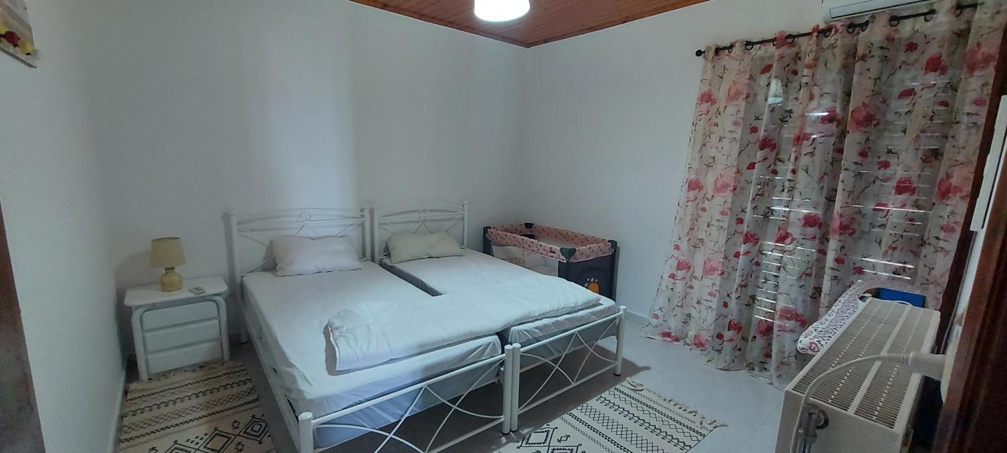 Elena'S Family House Apartman Ártemida Kültér fotó
